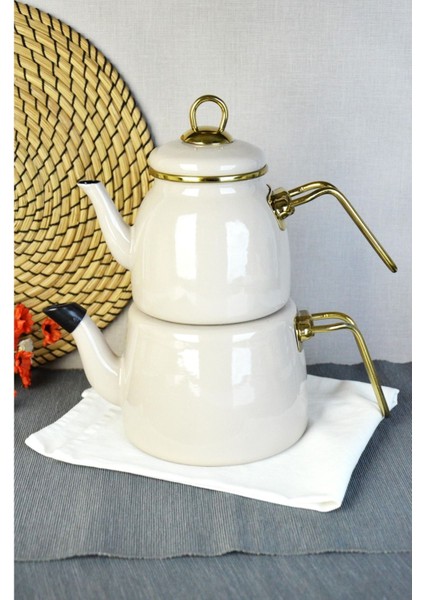 Şık Bej Emaye Çaydanlık, Zarif ve Dayanıklı Tasarım, 0-1,99 L