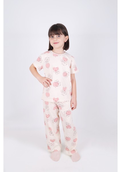 Kız Çocuk Pamuklu Kalpli Desenli Pijama Takımı