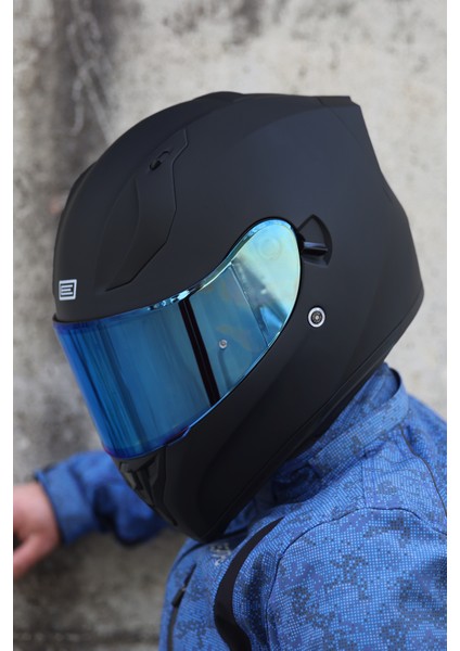 Strada Mat Siyah Kask ( Güneş Vizörlü )