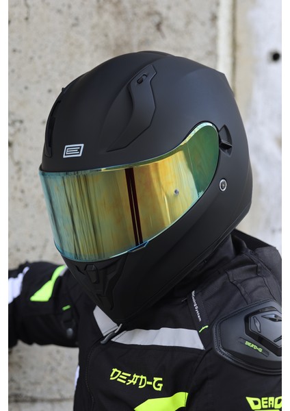 Strada Mat Siyah Kask ( Güneş Vizörlü ) modelleri