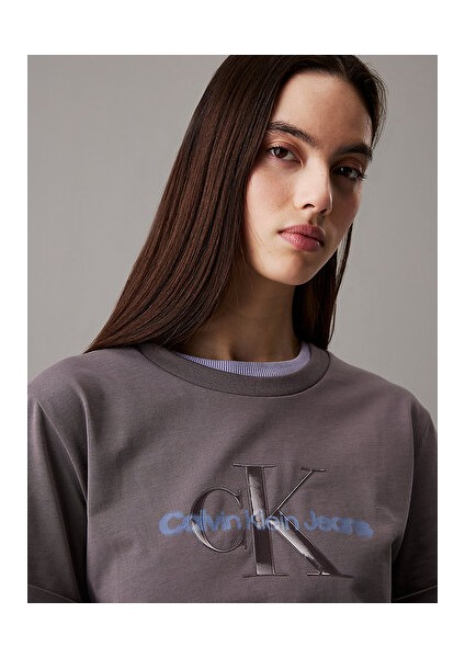 Ss Lıquıd Ck Cropped Tee modelleri