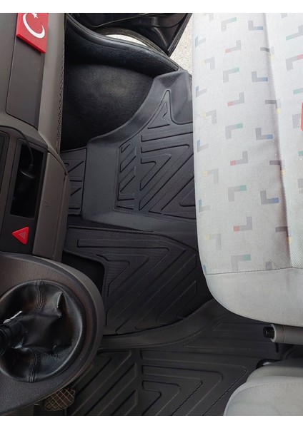 Volkswagen Transporter T6 2015-2019 5d Premium Havuzlu Oto Paspas