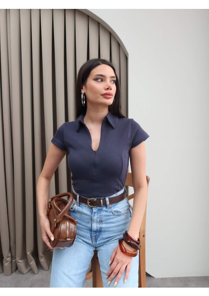 Fermuarlı Kısa Kol Body