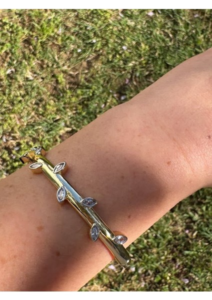 Bym Modeli Yaprak Taşlı Bileklik indirimleri