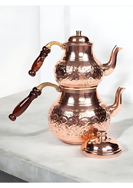 El yapımı büyük bakır çaydanlık ve demlik, çiçek desenli, ahşap detaylı, 2-2,99 L fiyatları