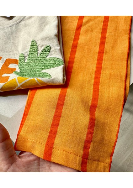 Pineapple Desenli Kız Çocuk Takımı fırsatları