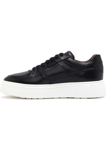Erkek Siyah Bağcıklı Kalın Tabanlı Deri Sneaker 25SFD724218