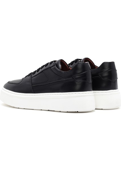 Erkek Siyah Bağcıklı Kalın Tabanlı Deri Sneaker 25SFD724218