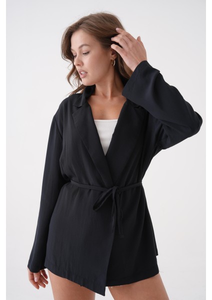 Kadın Siyah Bağcık Detaylı Astarsız Modal Ceket 29081