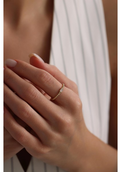 14 Ayar Baget Detaylı Altın Yüzük