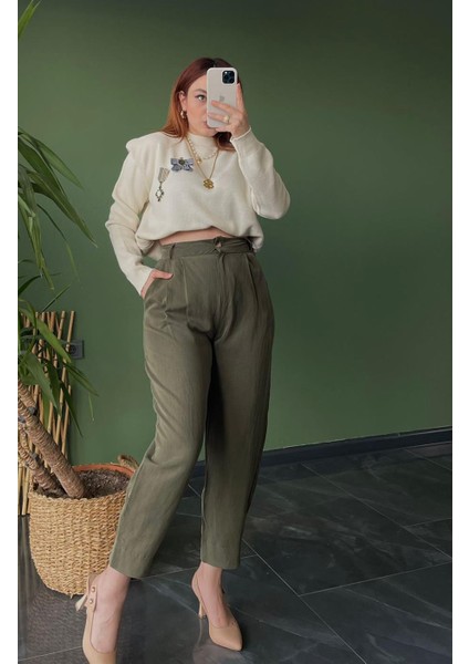 Beli ve Paçası Pens Detaylı Havuç Pantolon Yeşil fiyatları