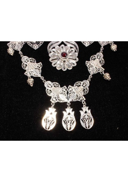 925 Ayar Gümüş Kırmızı Taşlı Telkari Kolye fiyatları