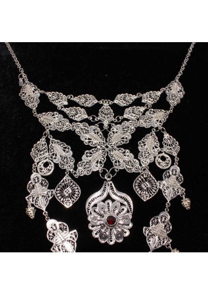 925 Ayar Gümüş Kırmızı Taşlı Telkari Kolye modelleri