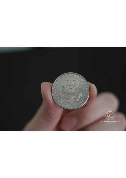 Kopya Stili 1 Adet Yarım Dolar Kopya Stil Gerçek Para Sihirbaz Yakın Gimmick Prop Illüzyon Sihir Numaraları (Yurt Dışından) fırsatları