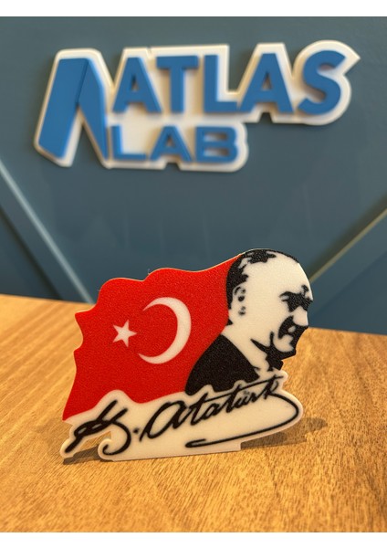 Atatürk Portresi 3D Türk Bayrağı Masaüstü Dekor Atatürk Imzalı Şık Hatıra & Ofis Süsü - Hediyelik modelleri