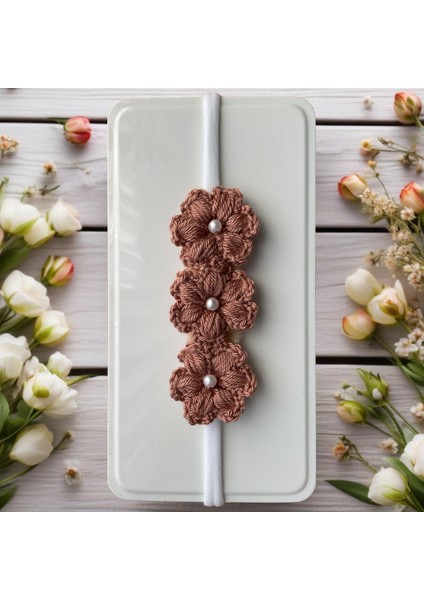 Bebek Bandana Taç 3 Örgü Çiçek Motifli Cappuccino Model modelleri