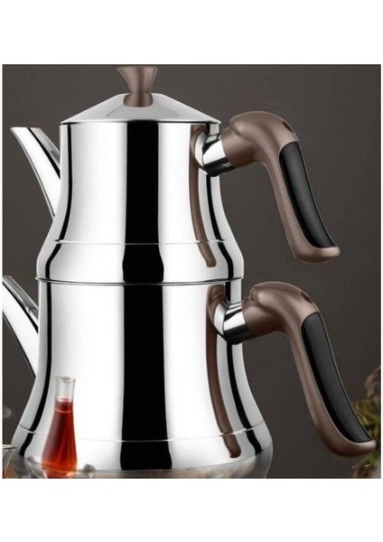 Şık ve zarif orta çaydanlık, kristal kulp, bronz detay, paslanmaz çelik, bordo renk