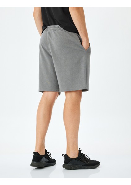 Beli Bağcıklı Kapaklı Cep Detaylı Pamuk Karışımlı Spor Şort fırsatları