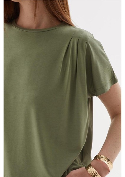 Fashıon Frıends Kadın Dökümlü Crop Bluz 25Y0512K1 indirimleri