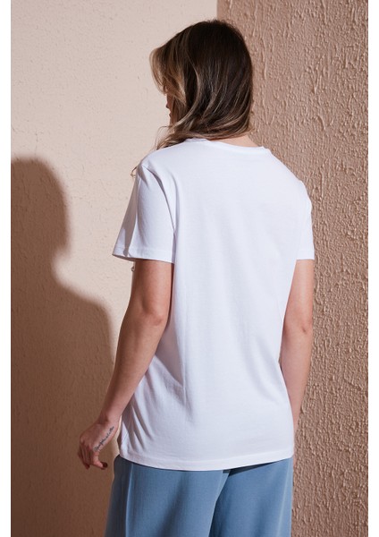 Taşlı % 100 Pamuk Regular Fit Bisiklet Yaka Bluz Bayan Bluz 25Y0414K1 indirimleri