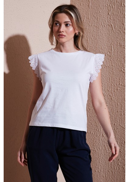 Pamuk Standart Fit Güpürlü Kol Bisiklet Yaka T Shirt Bayan T Shirt 25Y0544K1 fiyatları