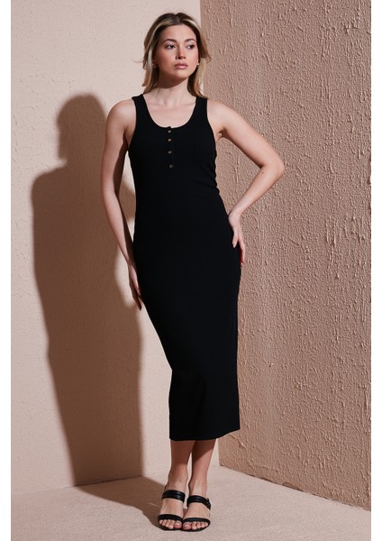 Slim Fit Yuvalak Yaka Düğmeli Midi Boy Elbise Bayan Elbise 25Y0375K1