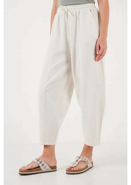 Pamuklu Relaxed Fit Normal Bel Daralan Paça Pantolon Bayan Pantolon 668YP5198
