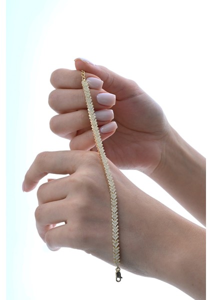 Gümüş Altın Yaldızlı Zirkon Taşlı Modern Görünümlü V Model Uzay Yolu Bileklik SGTL12855GOLD modelleri