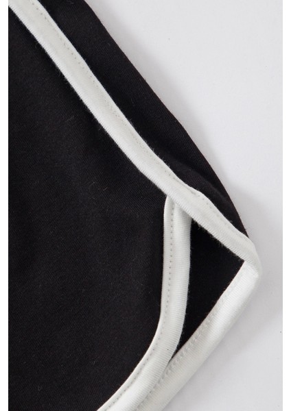 Kadın Siyah Askılı Crop Top ve Şortlu Gecelik Takım
