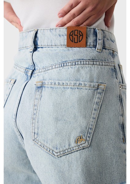 % 100 Pamuk Yırtıklı Regular Fit Yüksek Bel Mini Kot Short Bayan Short 053