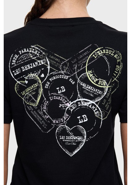 Ön ve Arka Baskılı Pamuk Regular Fit T Shirt Bayan T Shirt LB25SSUNLFUTS indirimleri