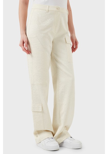 Straight Fit Düz Paça Desenli Cep Detaylı Pantolon Bayan Pantolon LB25SSUNLFUUP fırsatları