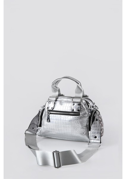 17360 Kadın Omuz Askılı Kol Çantası modelleri