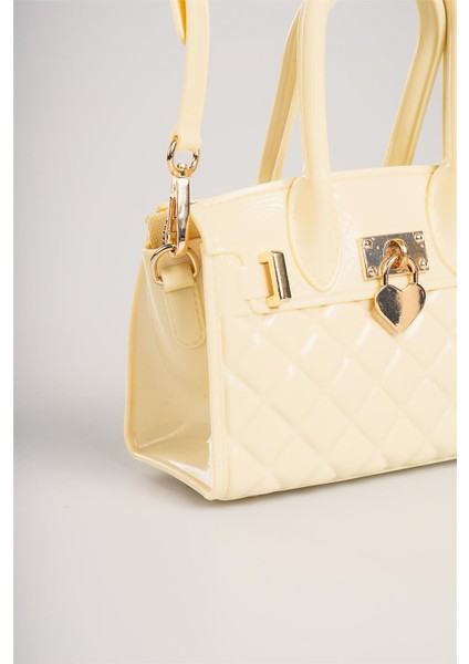 Kadın 17789 Omuz ve El Çantası fırsatları