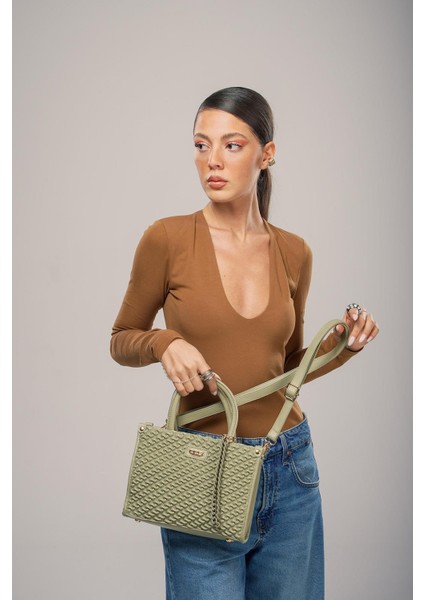 Kadın 17879 Omuz Çantası fiyatları