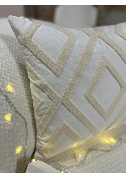 1 Adet Punch Kırlent Kılıfı Geometrik - Punch Yastık Kılıfı Krem Bej Beyaz 43 x 43 Fermuarlı modelleri