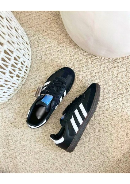 Her Tarza Uyum Sağlayan Klasik Kesim Efsanevi Tasarım Sneaker Spor Ayakkabı fiyatları