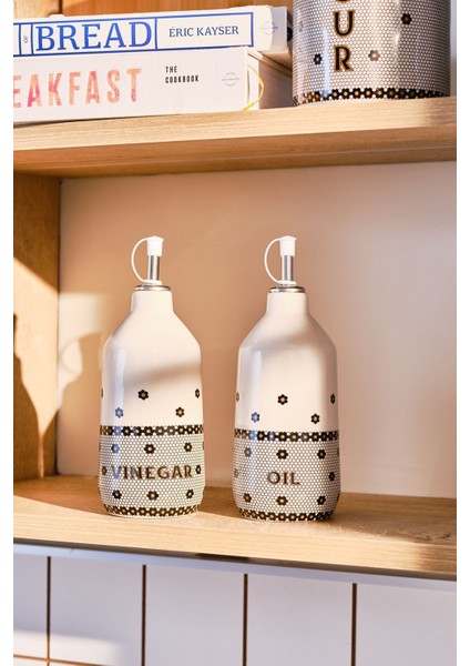 Beyaz 2'li Yağlık ve Sirkelik Seti, şık ve kullanışlı mutfak aksesuarı