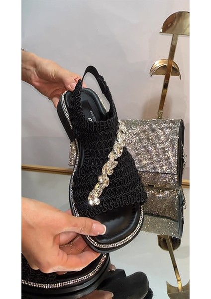 Amal Kristal Taşlı Sandalet Siyah