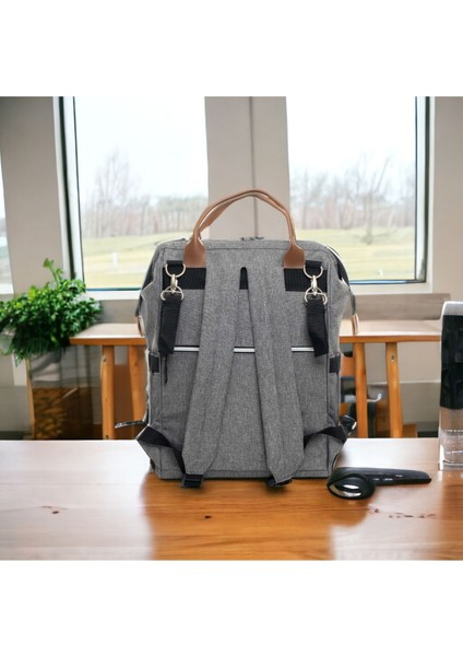 2'li Doğum Seti (Luxus Fonksiyonel Leke Tutmaz Bebek Bakım Sırt Çantası ve Nohut Kundak) fırsatları