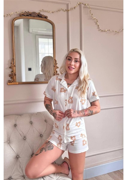 Doux Bear Desenli Kısa Kol Şortlu Önden Düğmeli Kadın Pijama Takımı fiyatları