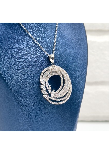 Özel Üretim Baget Taşlı Oval 925 Ayar Gümüş Kolye Livorajewelry