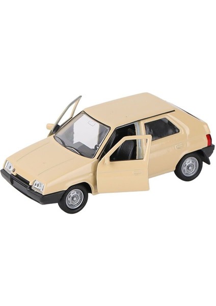 43805 Welly Skoda Favorit 1:32 -Karsan Oyuncak fiyatları