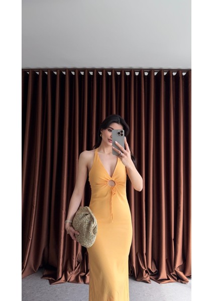 Göğüs Detaylı Oranj Elbise modelleri