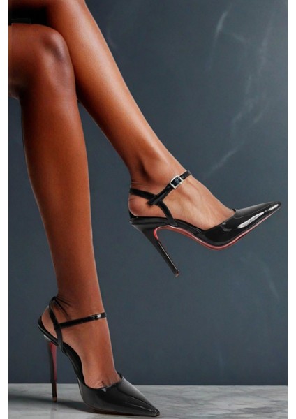 Kadın Ince Topuklu Bilekten Tokalı Ayakkabı Parlak Sivri Burun Model Abiye