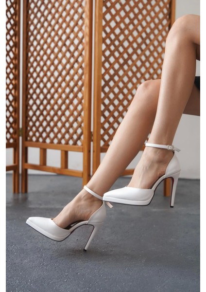 Kadın Moda Baretli Sivri Burun Topuklu Ayakkabı Şık ve Zarif Abiye Ayakkabı modelleri