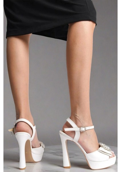 Kadın Moda Özel Tasarım Taşlı Tokalı Alçak Topuklu Platform Ayakkabı Şık ve Zarif Abiye Ayakkabı fiyatları