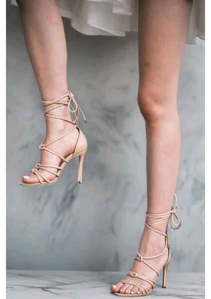 Kadın Ince Topuklu Bağlamalı Sandalet Bilekten Bağcıklı Gece Modeli