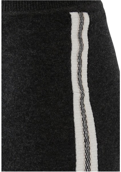 Şık Detaylı Bol Paça Pantolon