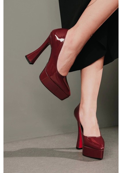 Kadın Moda Beyaz Özel Tasarım Platform Ayakkabı Şık ve Zarif Abiye Ayakkabı fiyatları